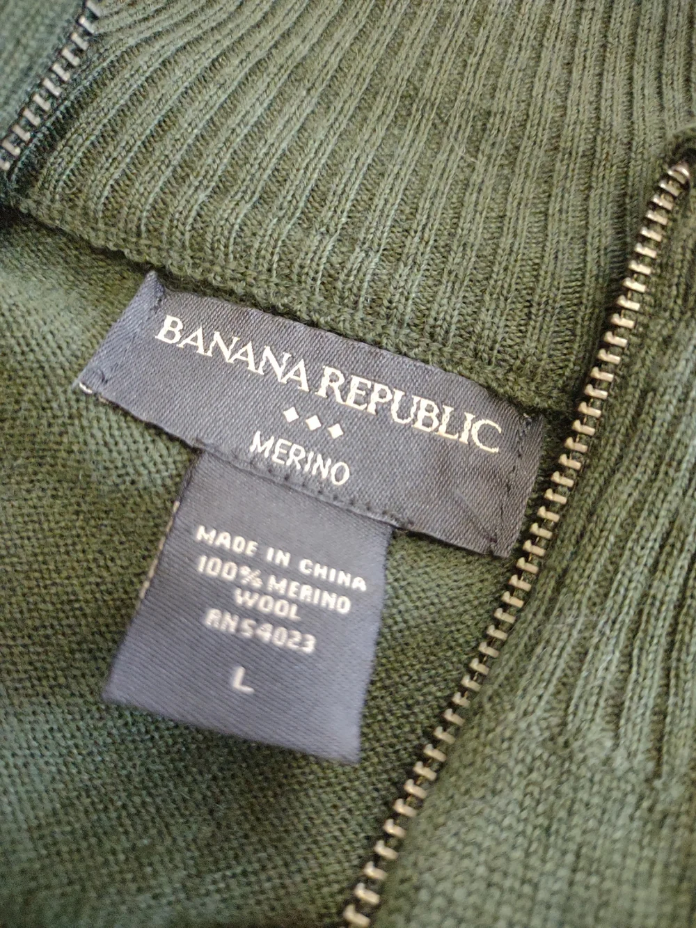 Banana Republic Merino Men's Half-Zip Sweater in Dark Green